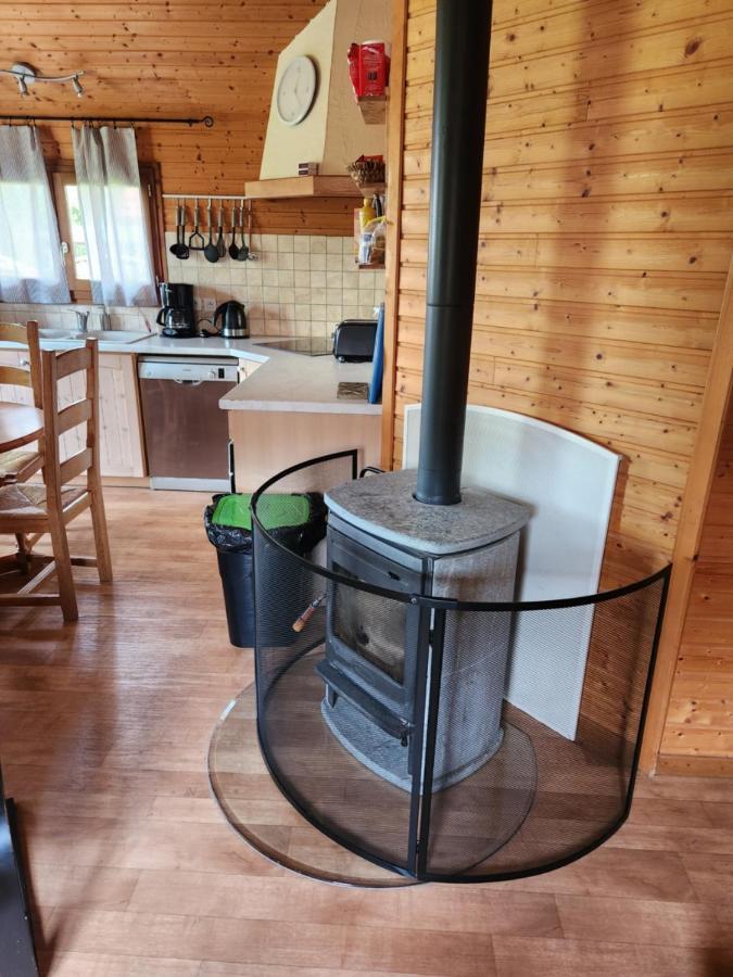 Chalets Les Silenes Doucier Bagian luar foto